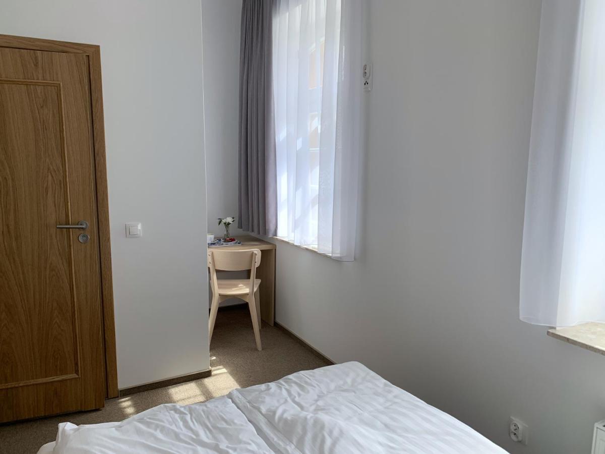 Domus Mariae Gietrzwald Vandrarhem Exteriör bild