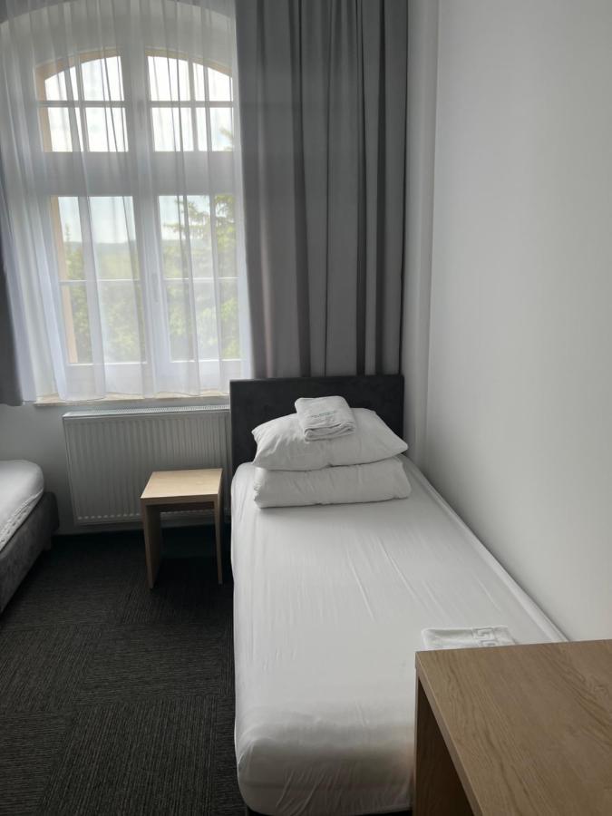 Domus Mariae Gietrzwald Vandrarhem Exteriör bild